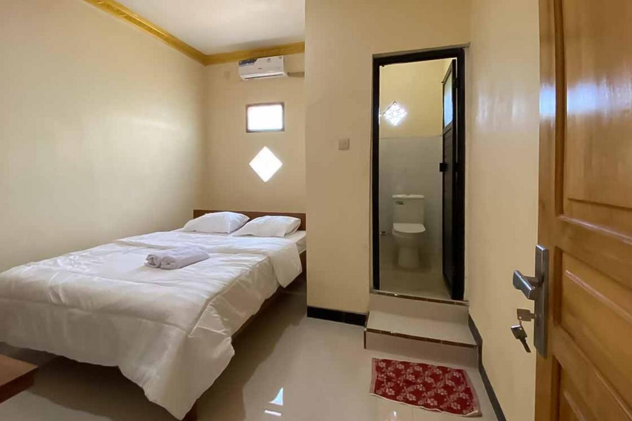 Palace Syariah Homestay Redpartner Banyuwangi  Luaran gambar