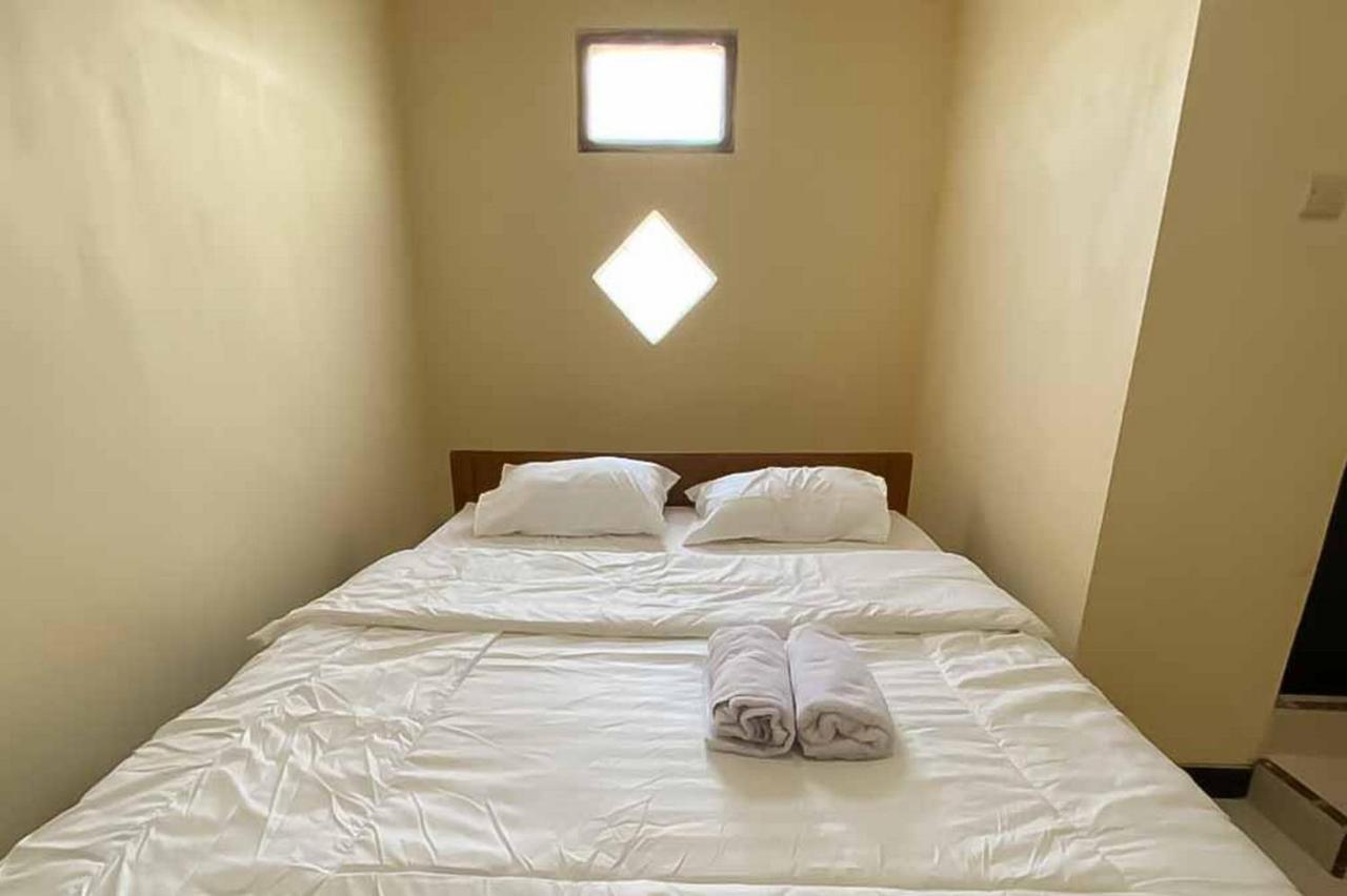 Palace Syariah Homestay Redpartner Banyuwangi  Luaran gambar